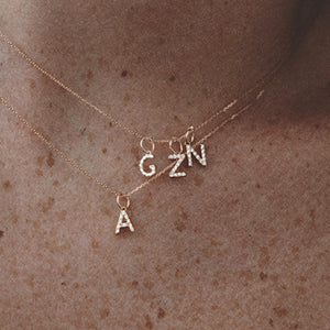 LES ALPHABETS